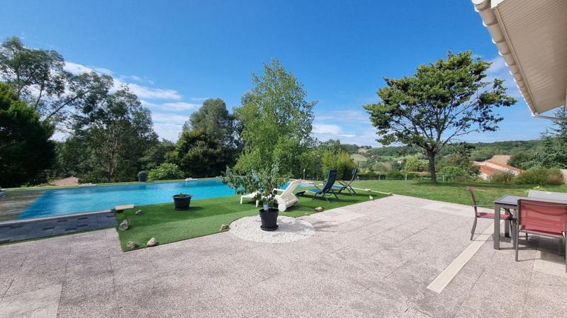 Maison - 123 m² - 5 pièces