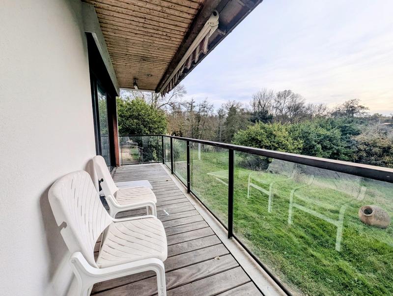 Villa - 289 m² - 7 pièces