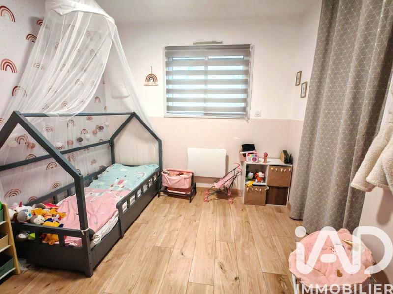 Maison - 94 m² - 5 pièces