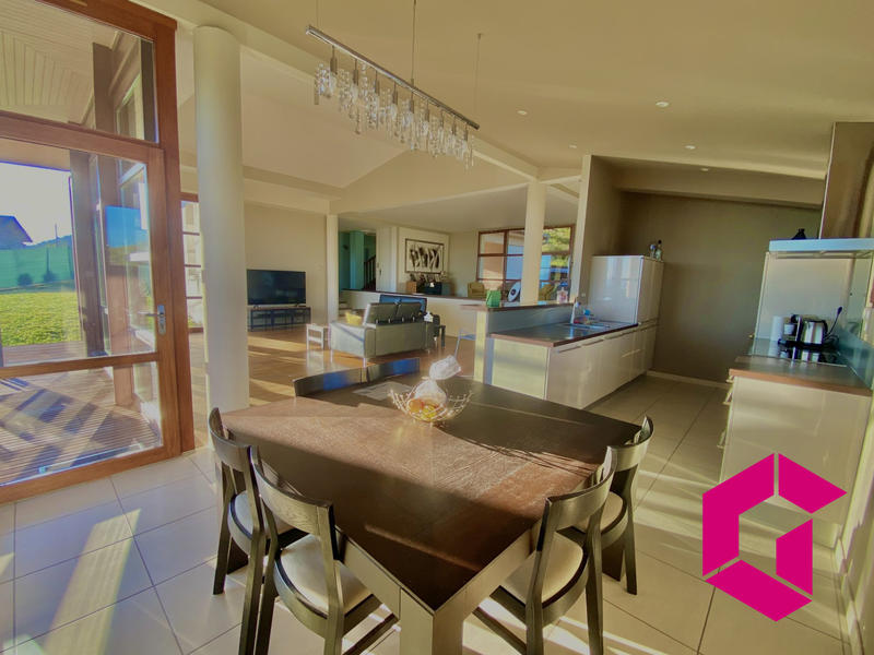 Maison - 174 m² - 5 pièces