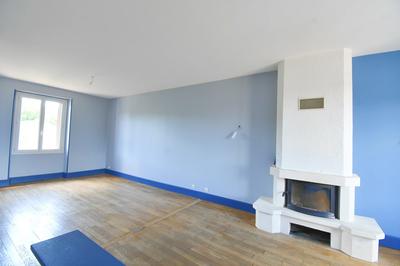 Maison - 195 m² - 7 pièces