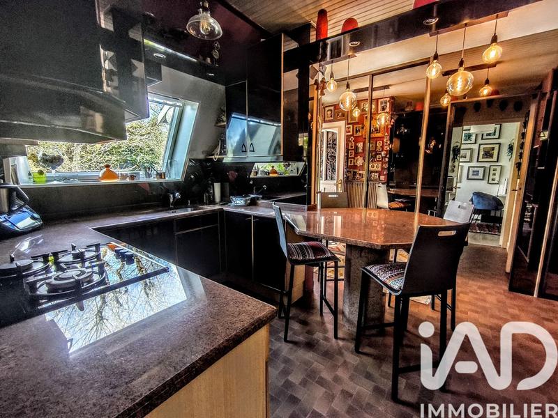 Maison - 191 m² - 6 pièces