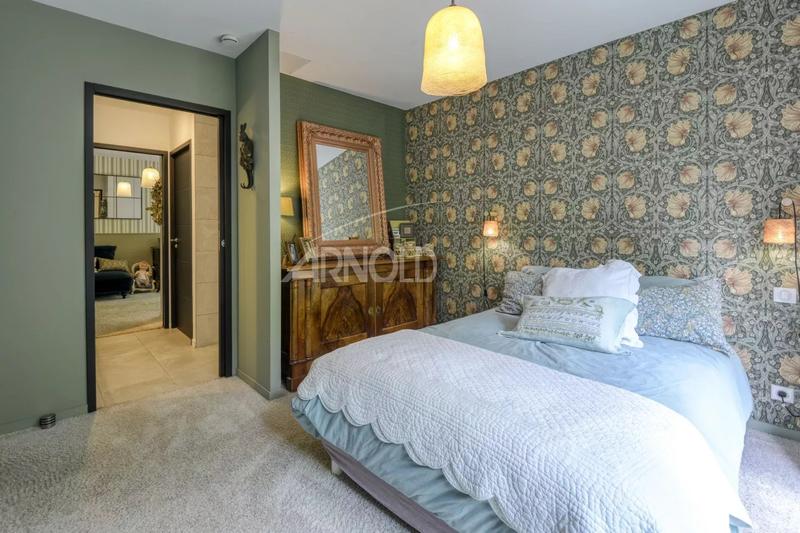 Maison - 191 m² - 8 pièces