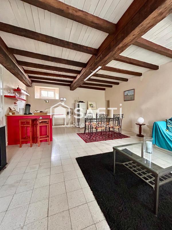 Maison - 450 m² - 16 pièces