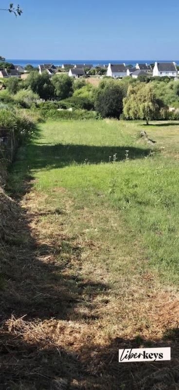 Terrain constructible - 1 650 m²