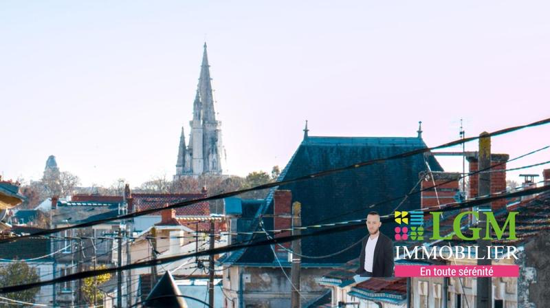 Maison - 320 m² - 8 pièces