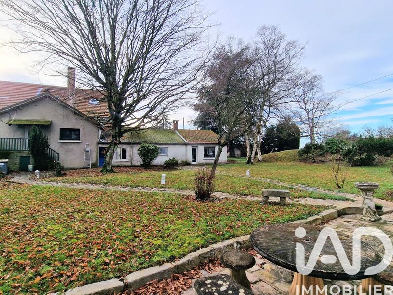 Maison - 230 m² - 8 pièces