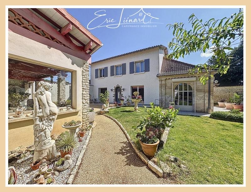 Maison - 182 m² - 7 pièces