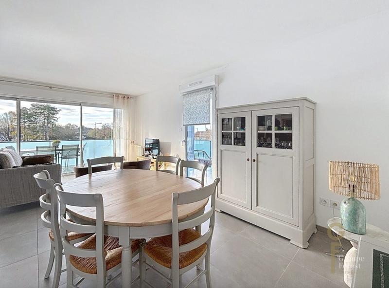 Appartement - 80 m² - 3 pièces