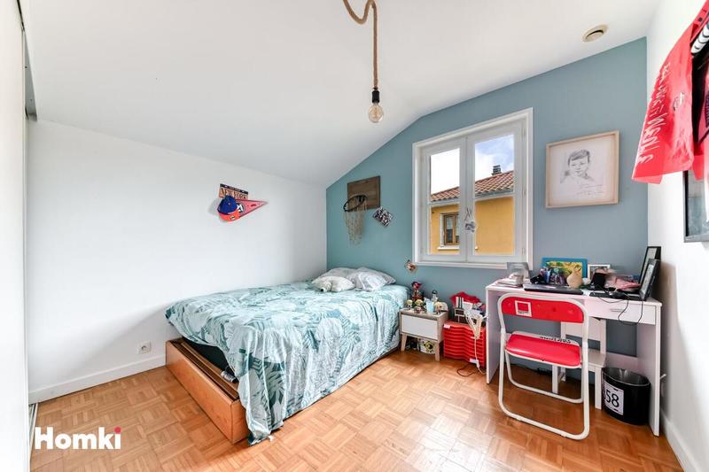 Maison - 185 m² - 6 pièces