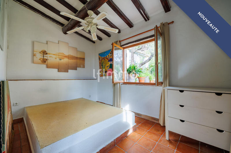 Maison - 260 m² - 10 pièces