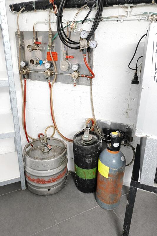 Local commercial - 195 m²