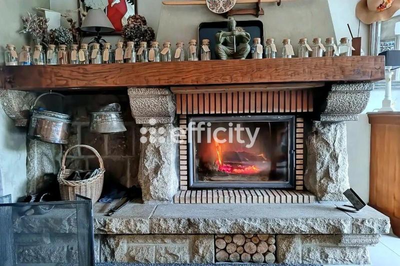 Maison - 170 m² - 8 pièces