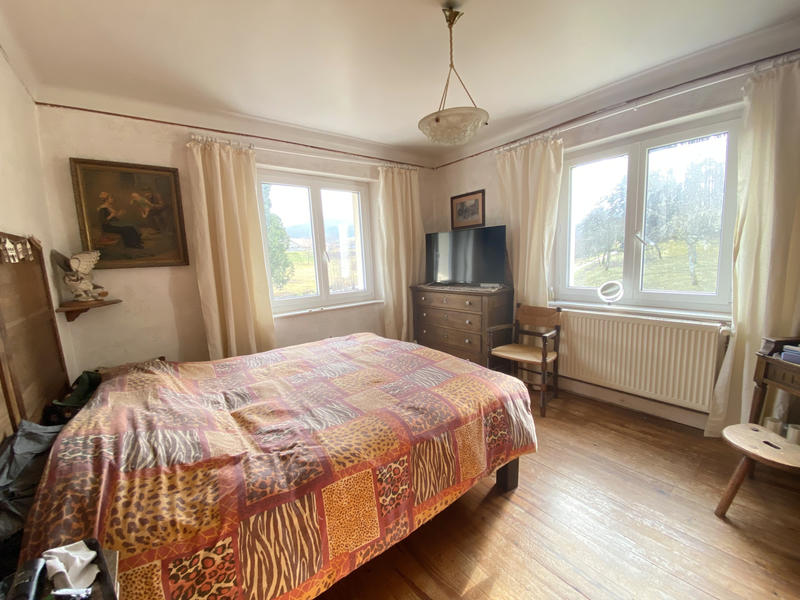 Maison - 110 m² - 6 pièces