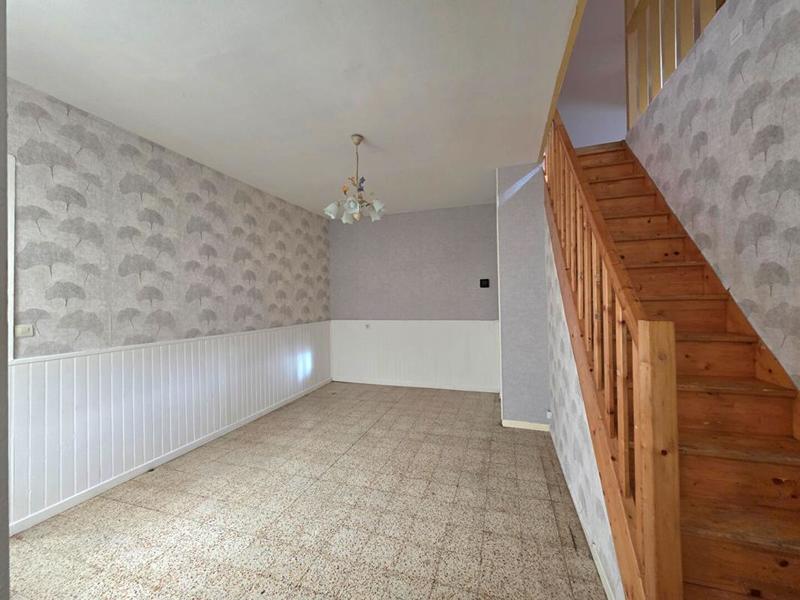 Maison - 90 m² - 6 pièces