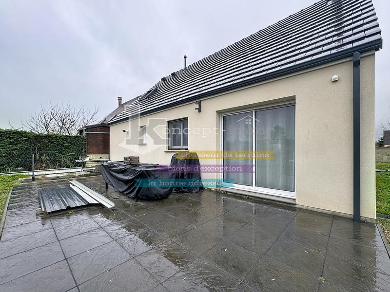 Maison - 94 m² - 6 pièces