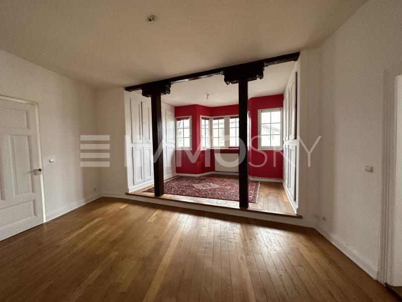 Appartement - 143 m² - 6 pièces