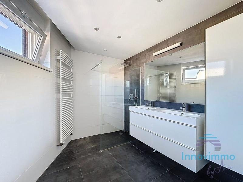 Villa - 178 m² - 6 pièces