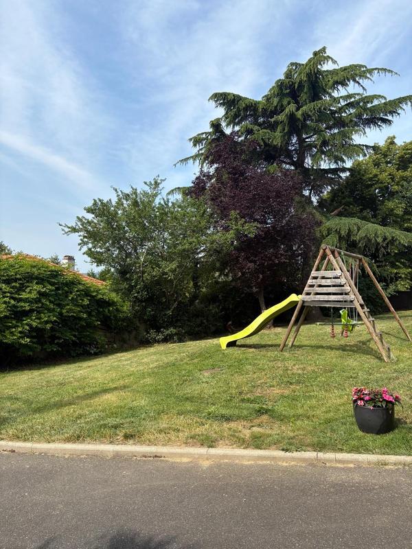 Maison - 152 m² - 7 pièces