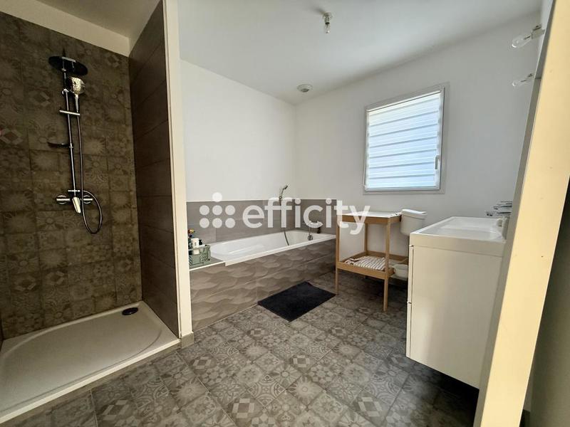 Pavillon - 128 m² - 6 pièces