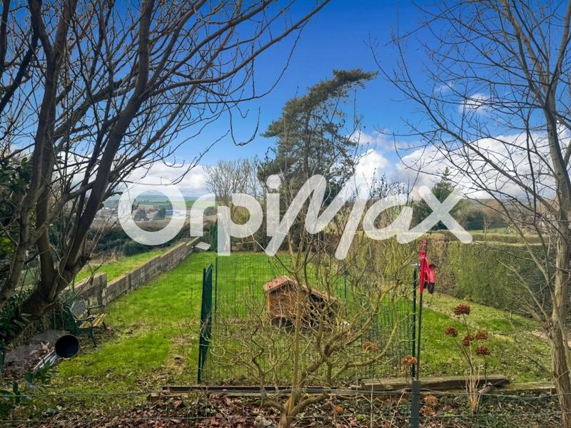 Maison - 96 m² - 5 pièces