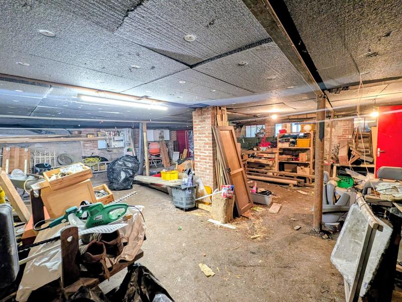 Maison - 180 m² - 8 pièces