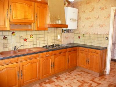 Maison - 92 m² - 5 pièces