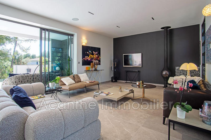 Villa - 400 m² - 7 pièces