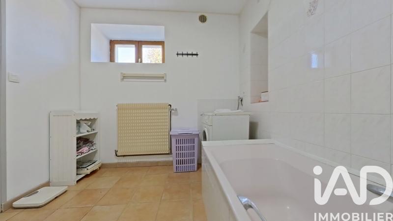 Maison - 217 m² - 6 pièces