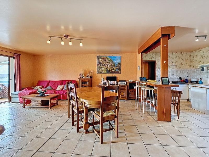 Maison - 102 m² - 5 pièces