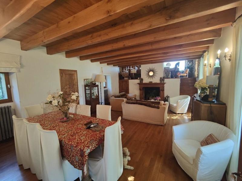 Maison - 179 m² - 7 pièces