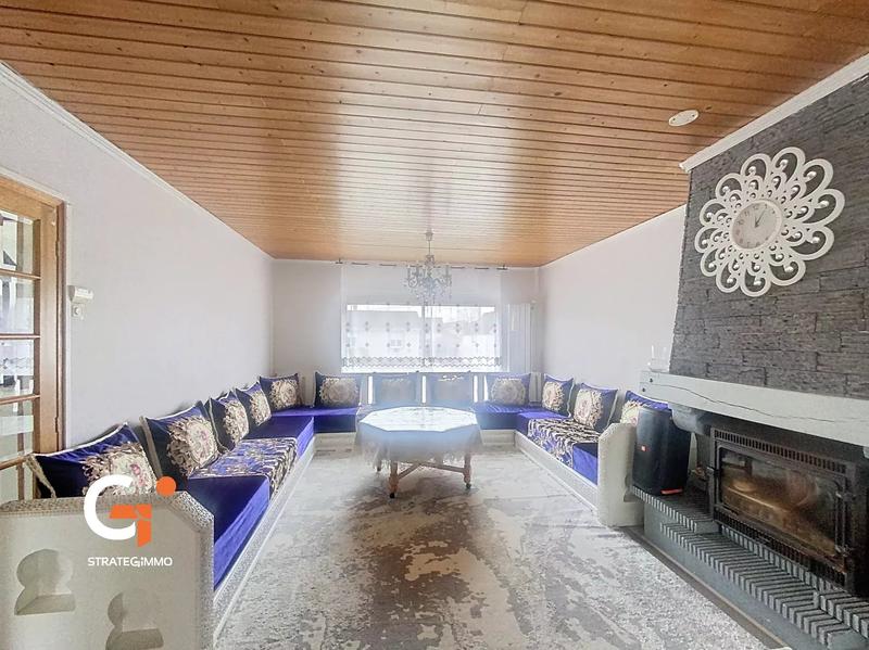 Maison - 198 m² - 7 pièces