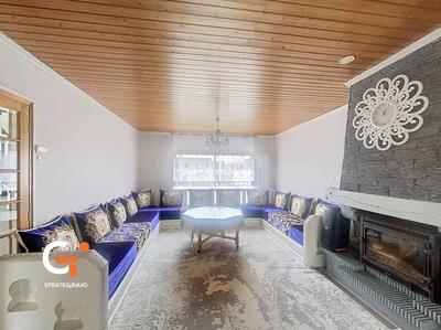 Maison - 198 m² - 7 pièces