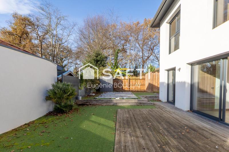 Maison - 99 m² - 4 pièces