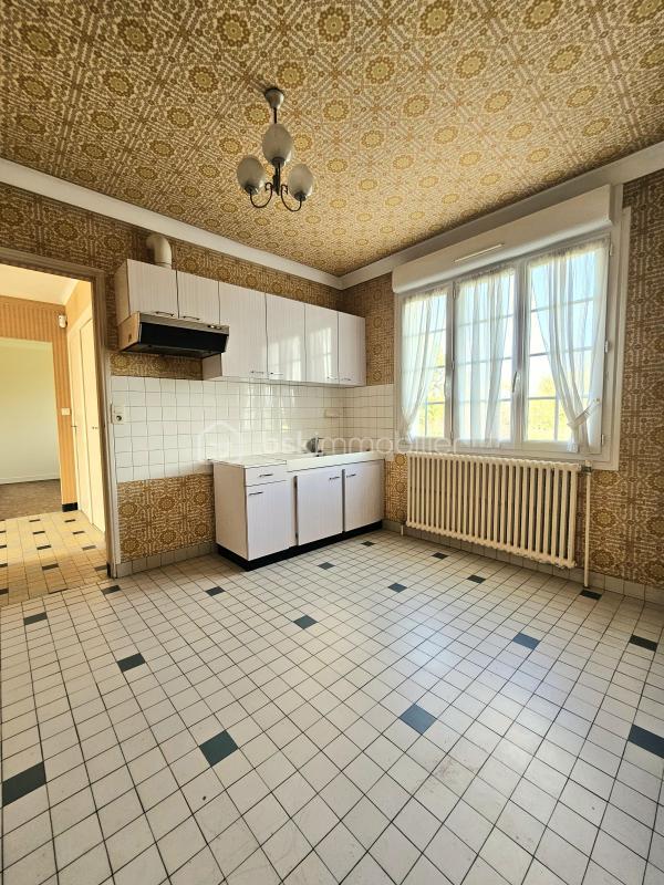 Maison traditionnelle - 122 m² - 6 pièces