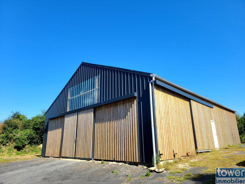 Propriété - 330 m² - 13 pièces