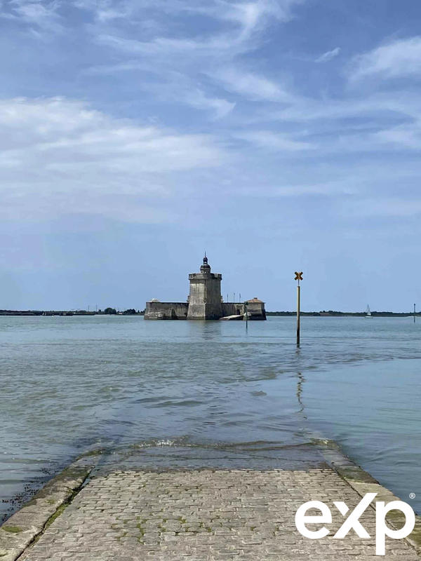 Fonds de commerce - 457 m²