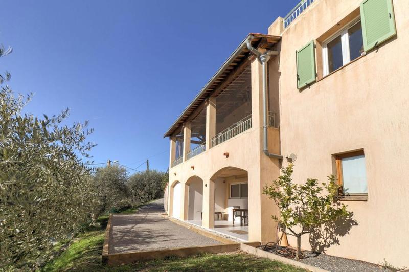 Maison - 112 m² - 4 pièces