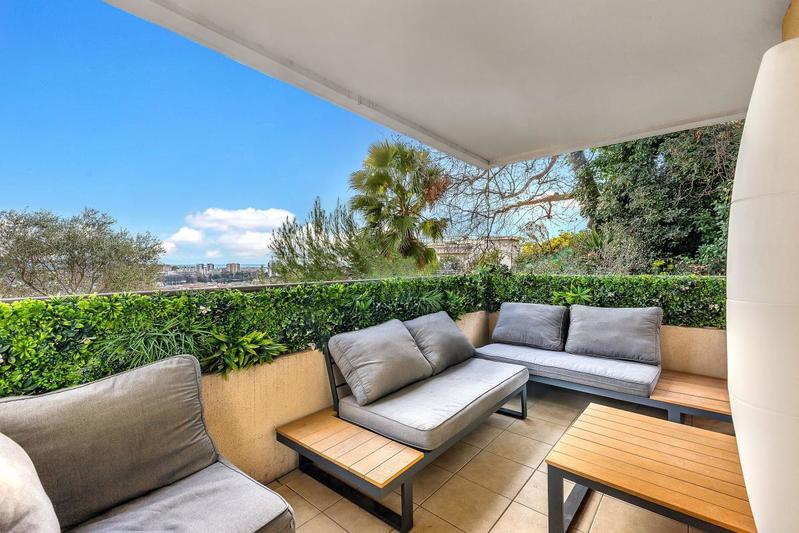 Appartement - 60 m² - 2 pièces