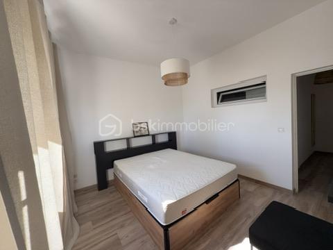 Loft - 64 m² - 3 pièces