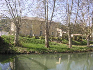 Maison - 600 m² - 20 pièces