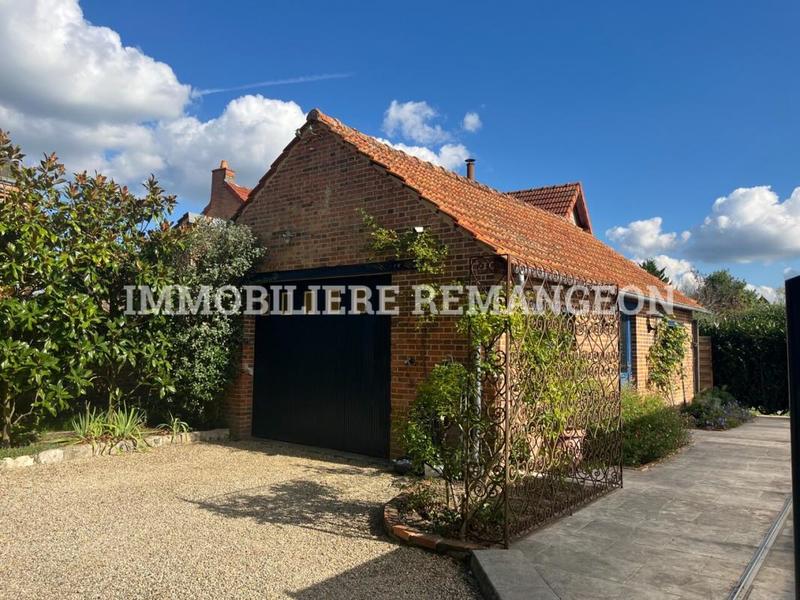 Demeure - 235 m² - 8 pièces