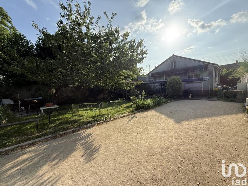 Local commercial - 85 m² - 4 pièces