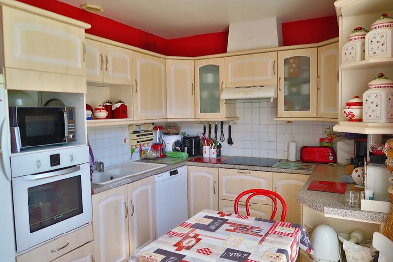 Maison - 94 m² - 4 pièces