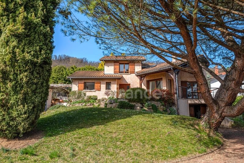 Maison - 118 m² - 5 pièces