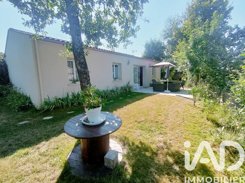 Maison - 93 m² - 4 pièces