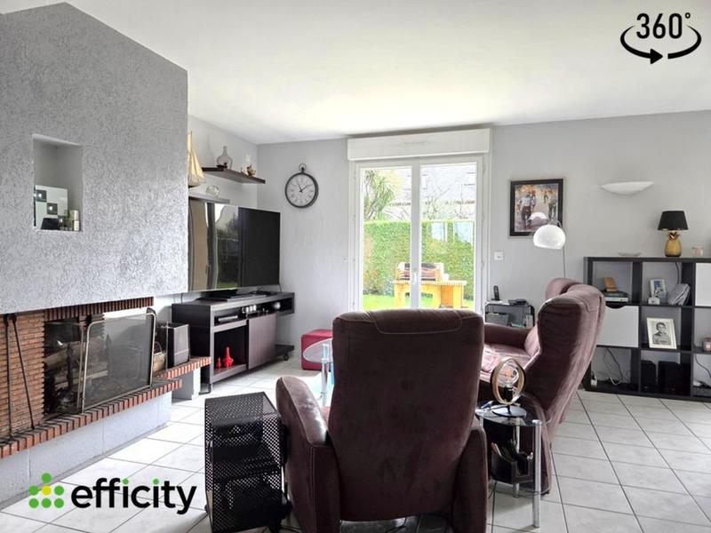 Maison - 104 m² - 6 pièces