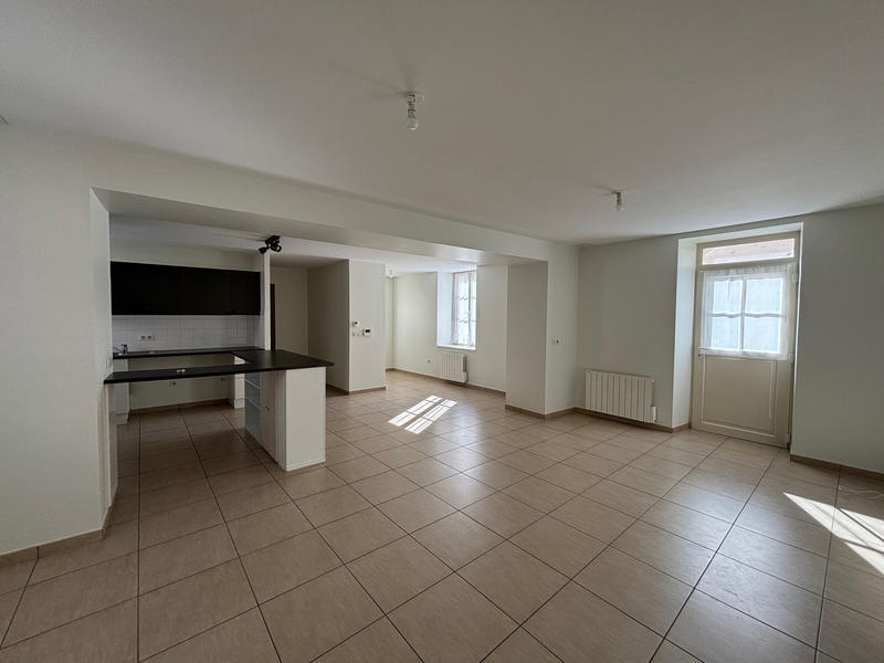 Maison de village - 85 m² - 4 pièces