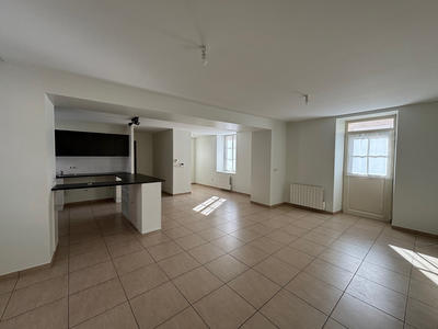 Maison de village - 85 m² - 4 pièces