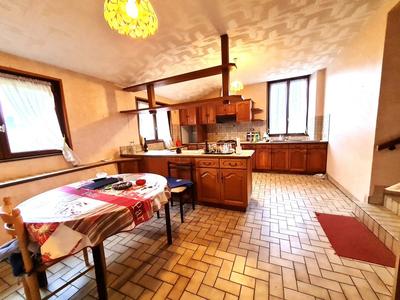 Maison - 333 m² - 7 pièces